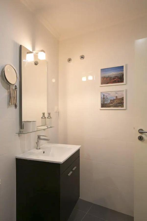 Central Lisbon Cozy & Near The Subway Apartment Ngoại thất bức ảnh