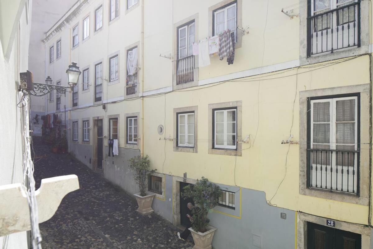Central Lisbon Cozy & Near The Subway Apartment Ngoại thất bức ảnh