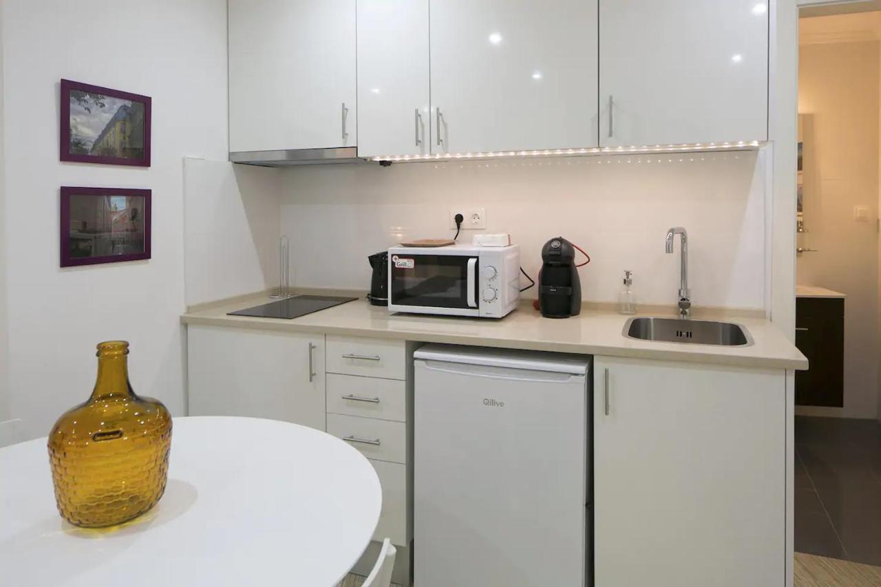 Central Lisbon Cozy & Near The Subway Apartment Ngoại thất bức ảnh